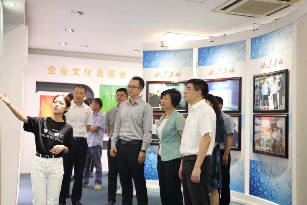 杭州市科技局局長樓秀華一行到杭州水處理調研指導